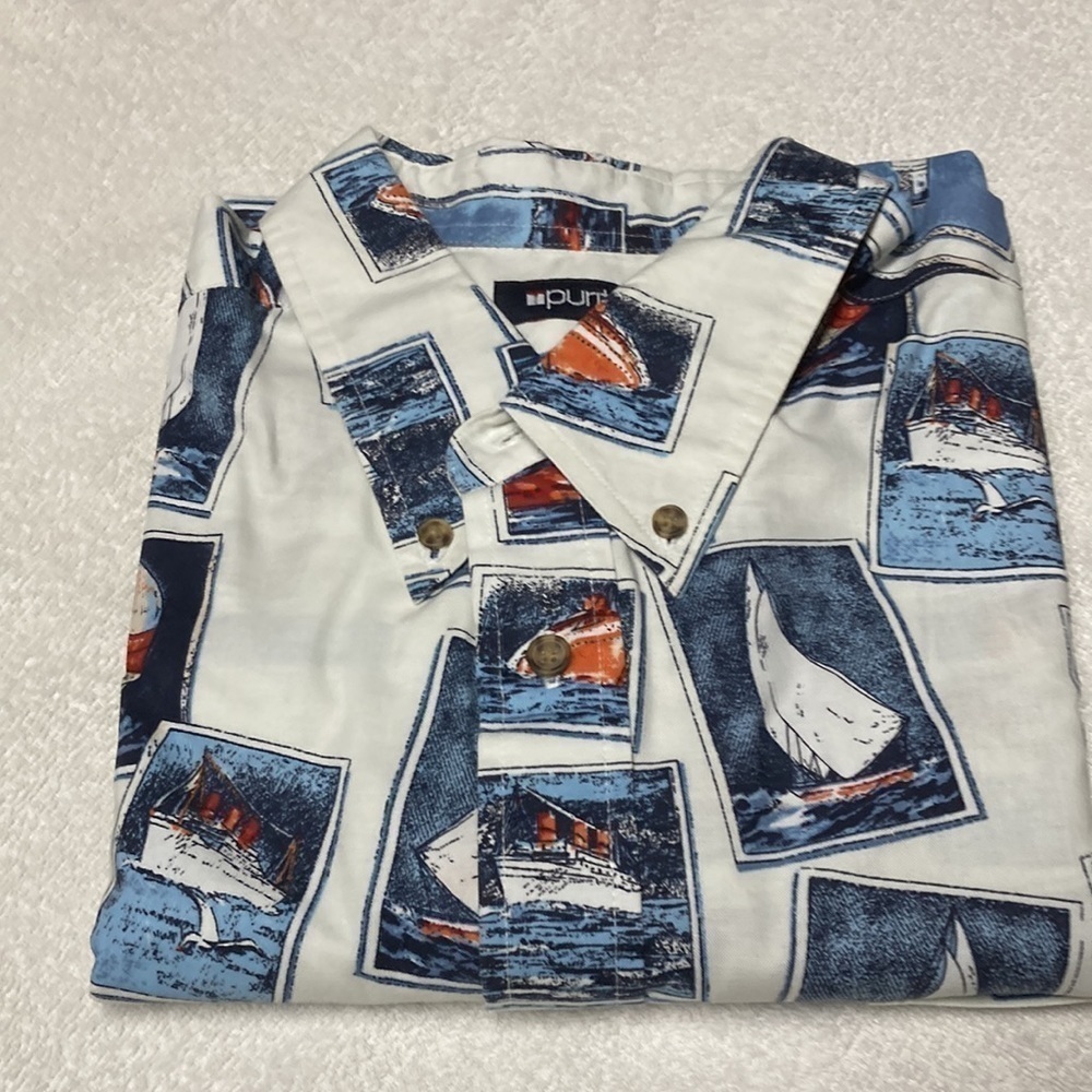 Puritan, Extra Large (46/48), Blues on White w/Red, vacation ready.